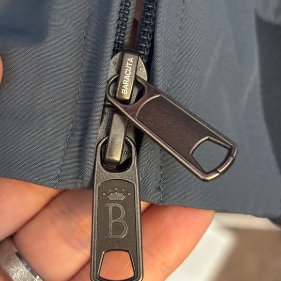 Baracuta G9 Original Harrington Jacket with Iconic Fraser Tartan Lining - Picture 5 of 8